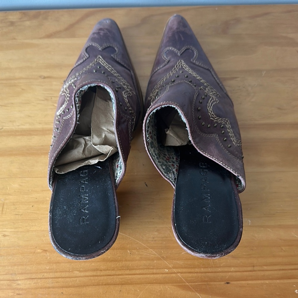Rampage “Riley” Leather Mules 7.5 - Picture 8 of 8
